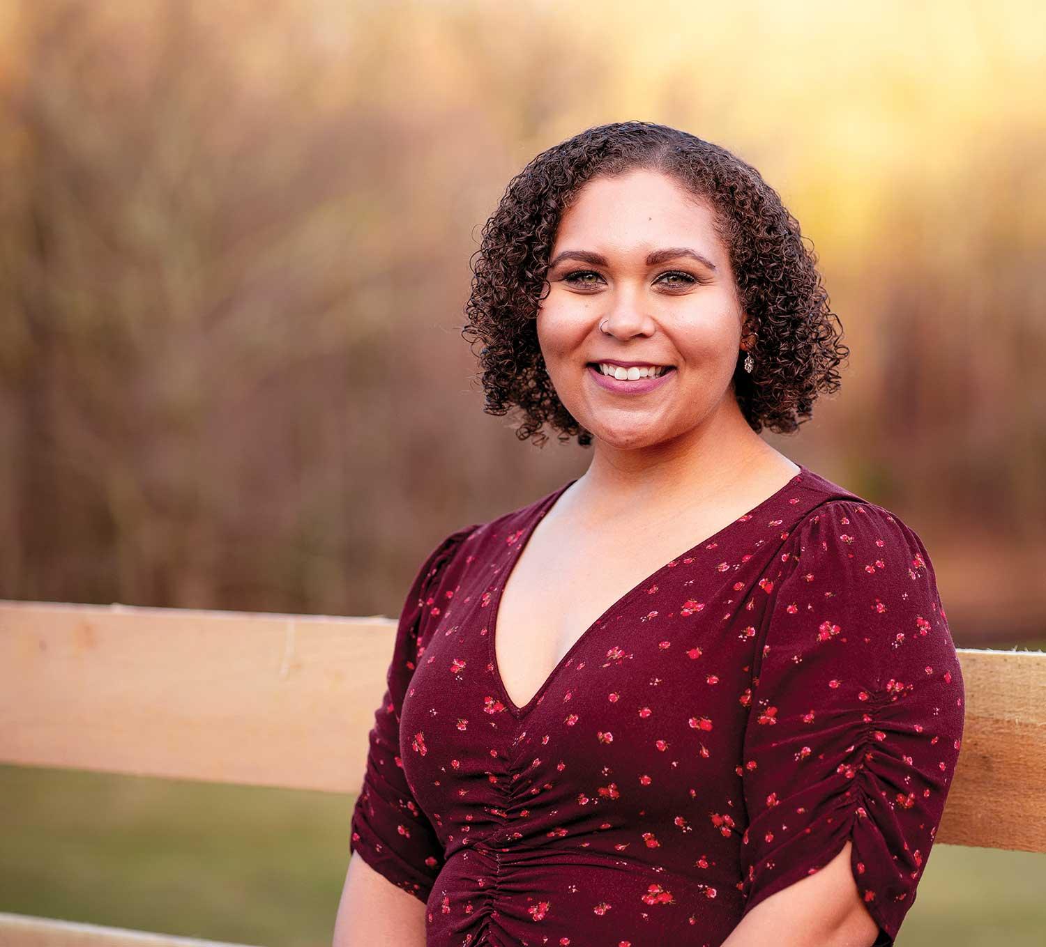 Rebecka Jones Tetter headshot