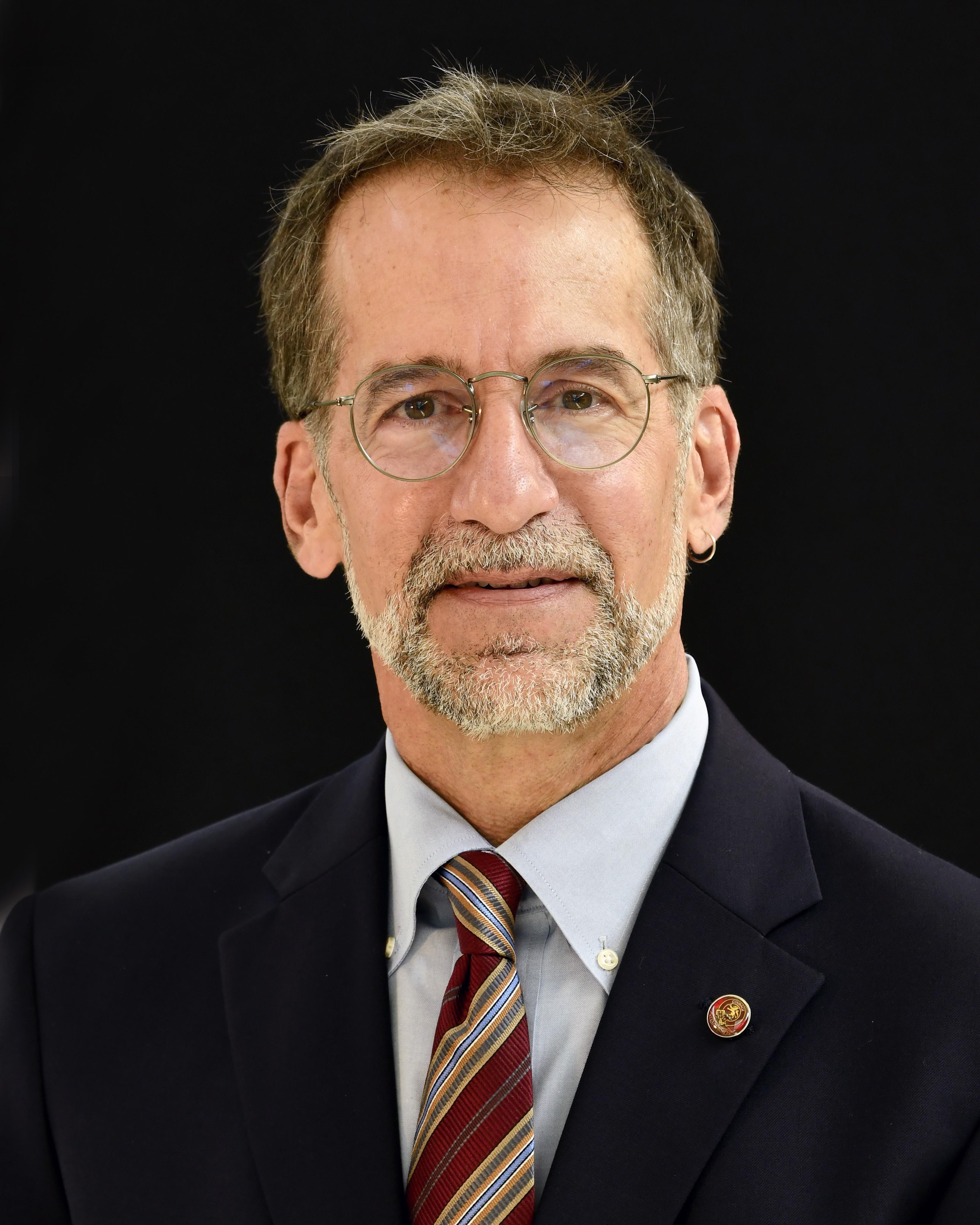 Dr. Jonathan Cumming